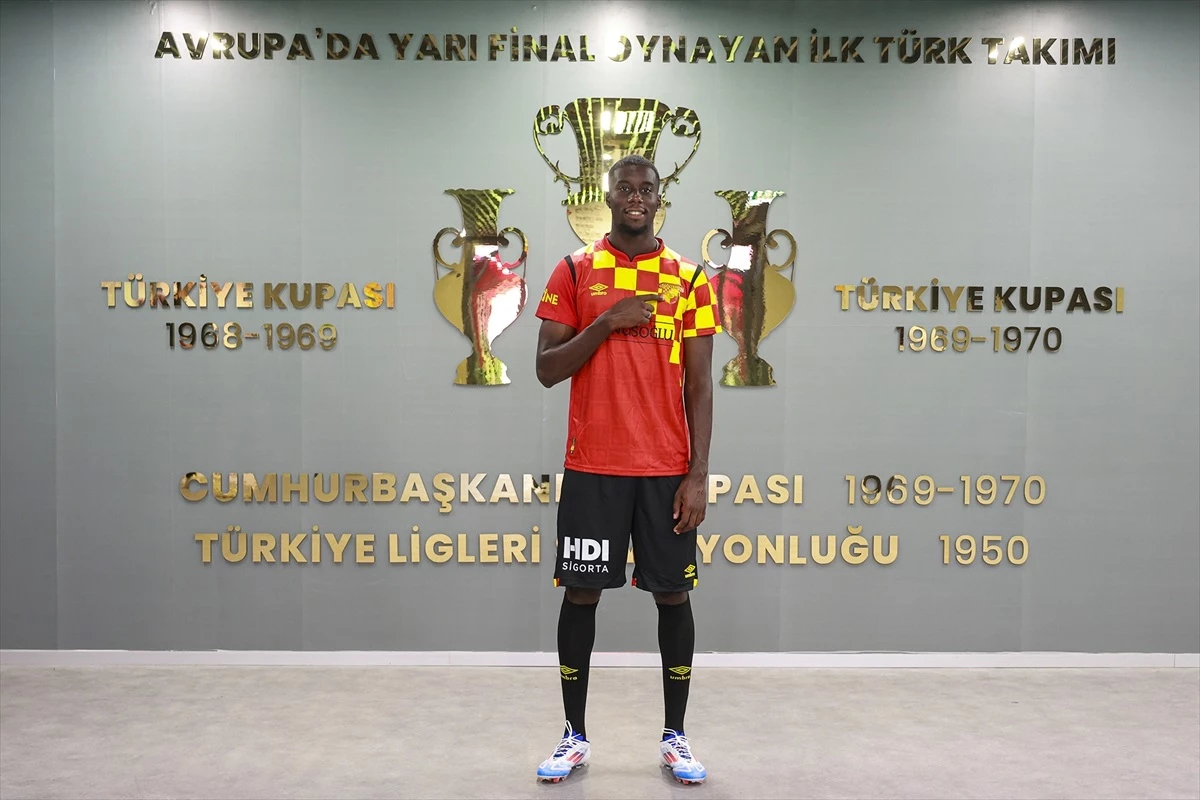 Göztepe, Malcom Bokele ile sözleşme imzaladı