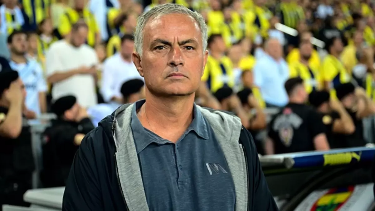 İddiaya jet hızında yalanlama! Mourinho’nun tepkisi Okan Buruk’a değil Ali Koç’aymış