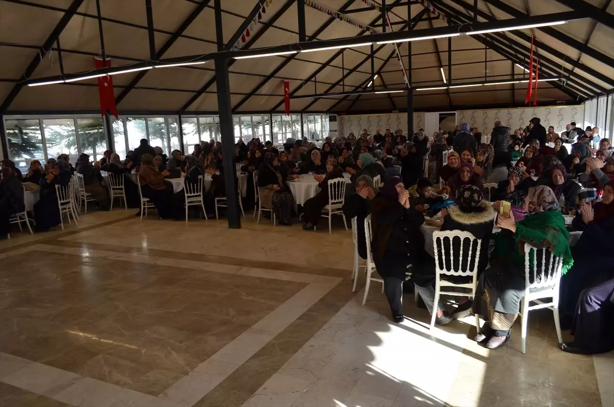 Şabanözü Belediyesi’nden Maddi Durumu Olmayan Kadınlara Umre Projesi