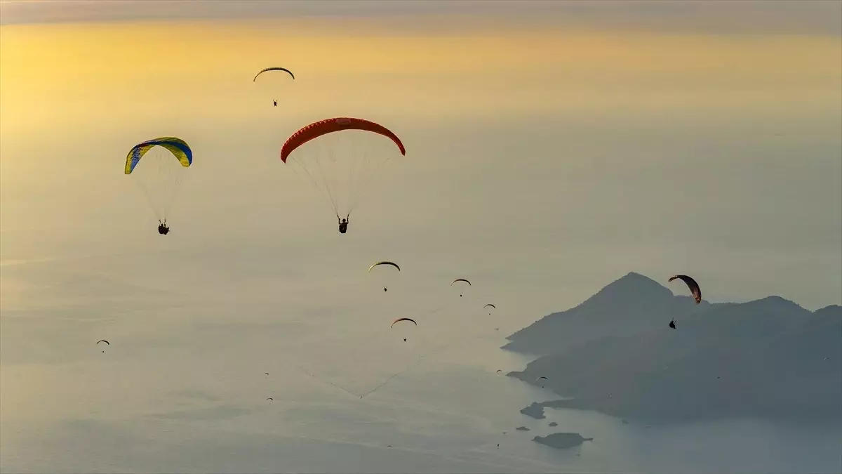 Babadağ’da Yamaç Paraşütü Uçuşları Düştü